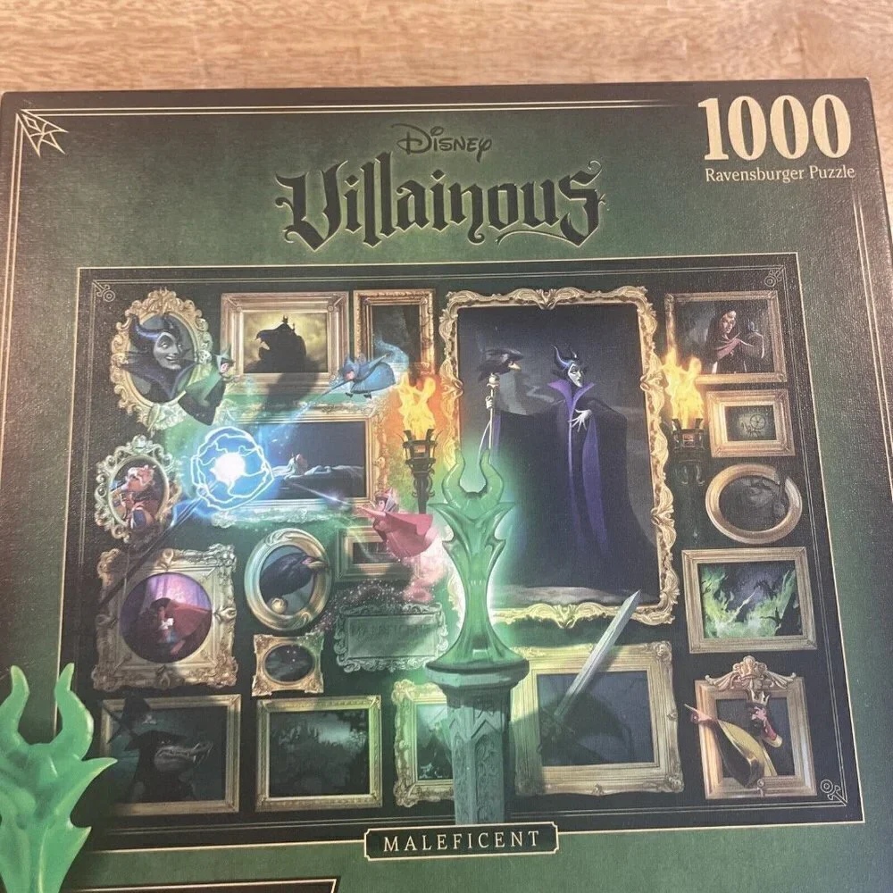 Ravensburger Villainous Maleficent 1000pc Jigsaw Puzzle COMPLETE No token